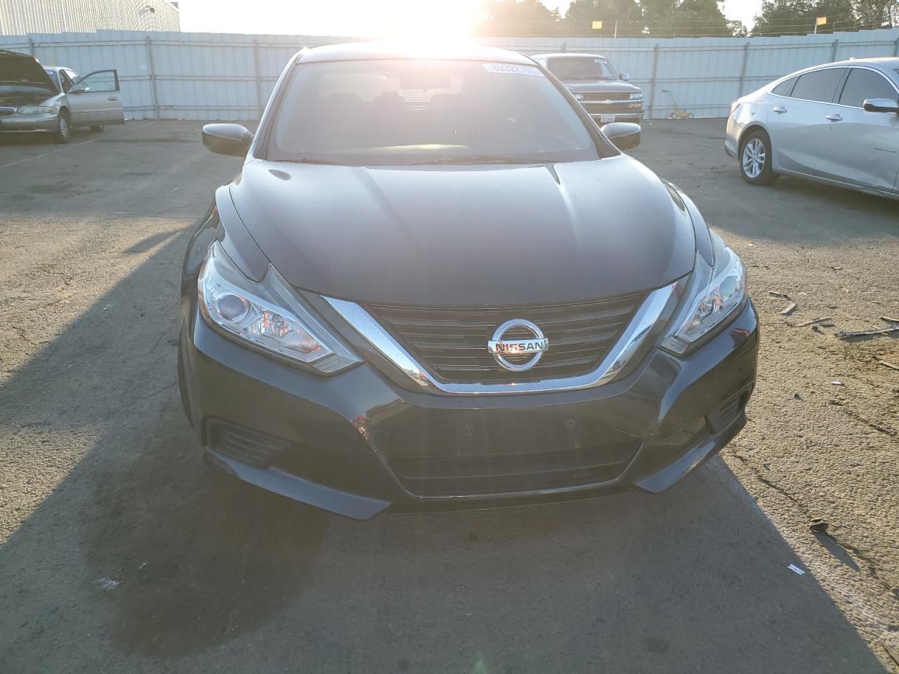 2017 NISSAN ALTIMA 2.5 - Фото 5
