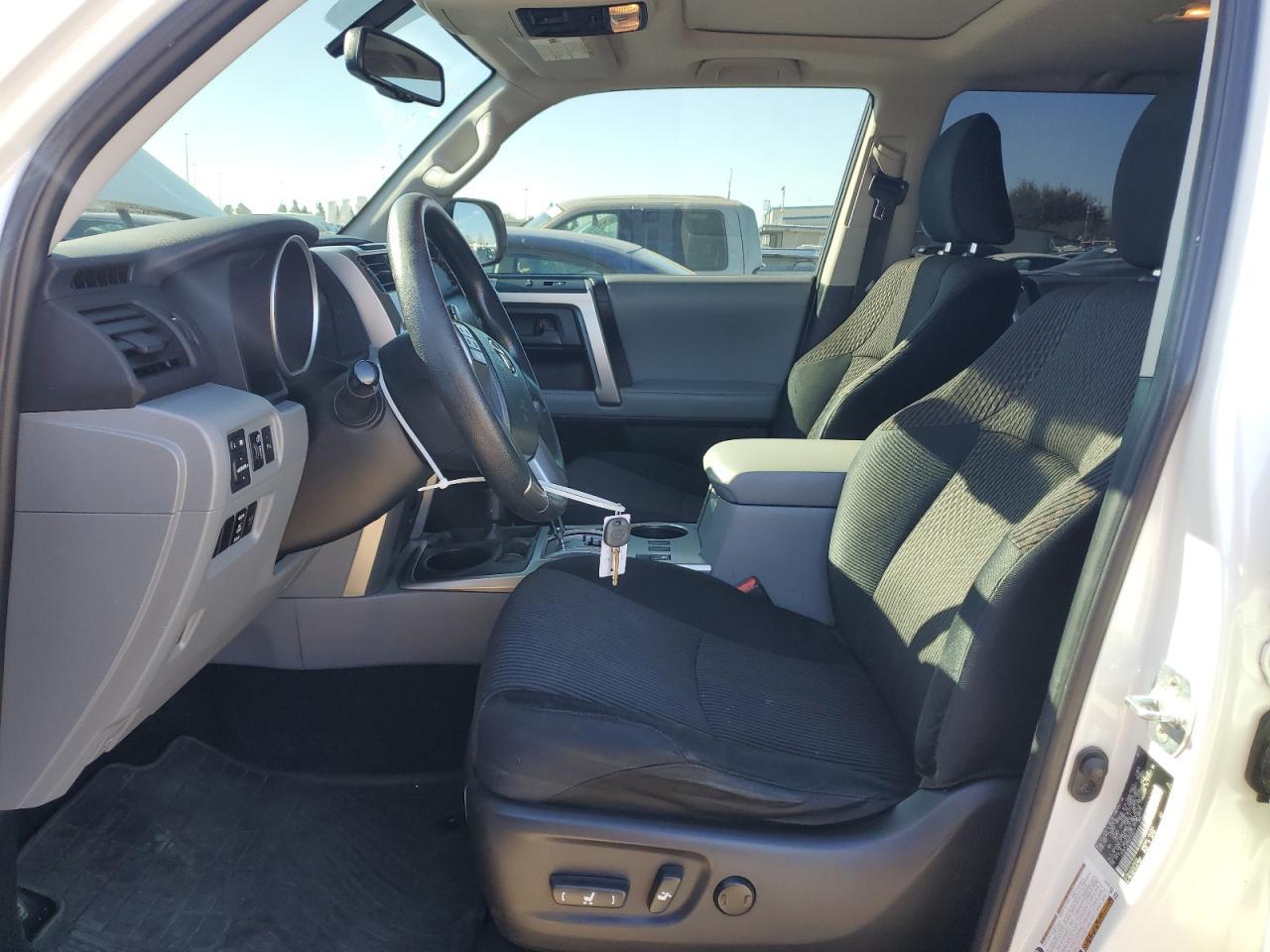 2011 TOYOTA 4RUNNER SR - Image 7