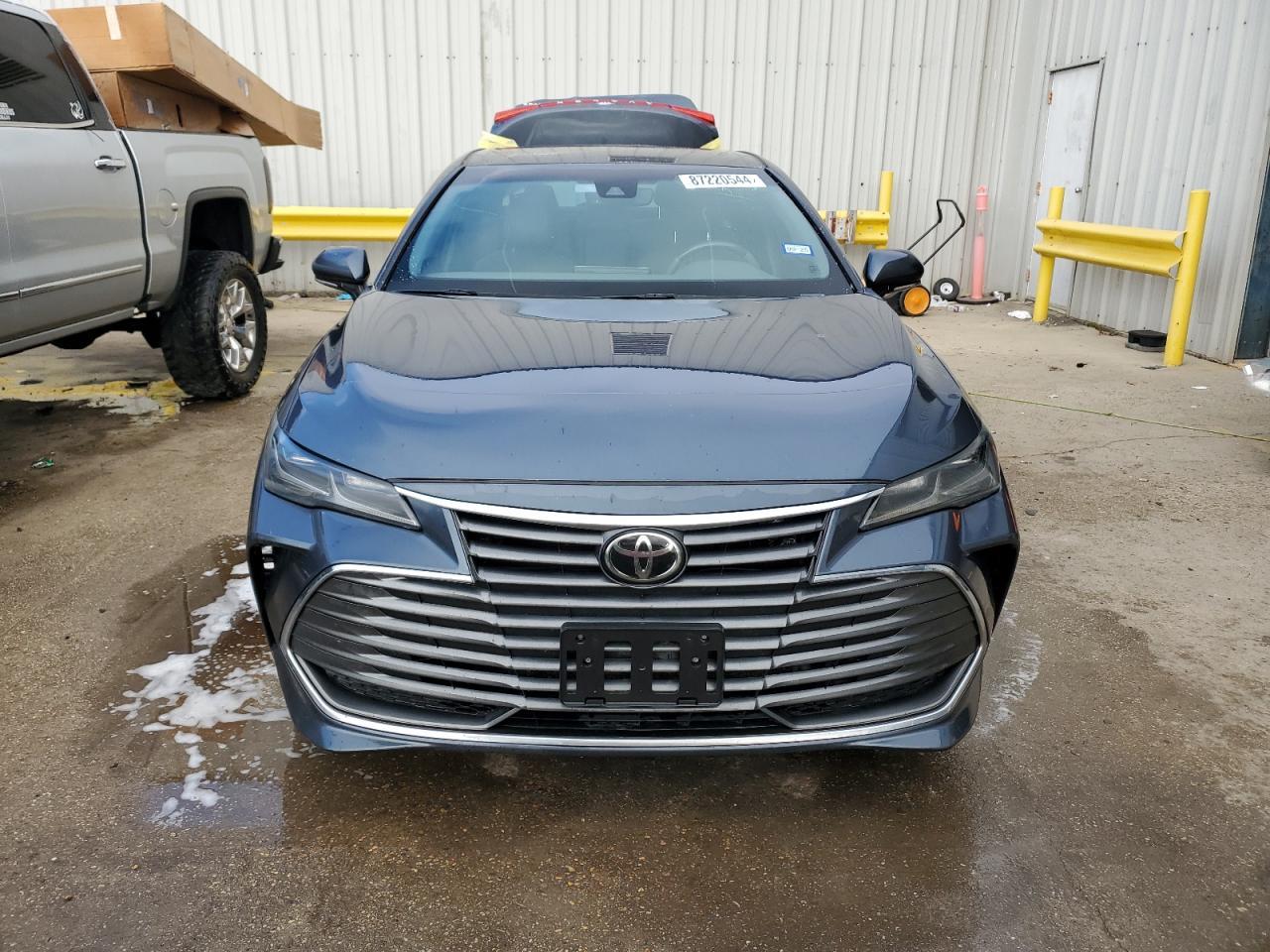 2019 TOYOTA AVALON XLE - Image 5