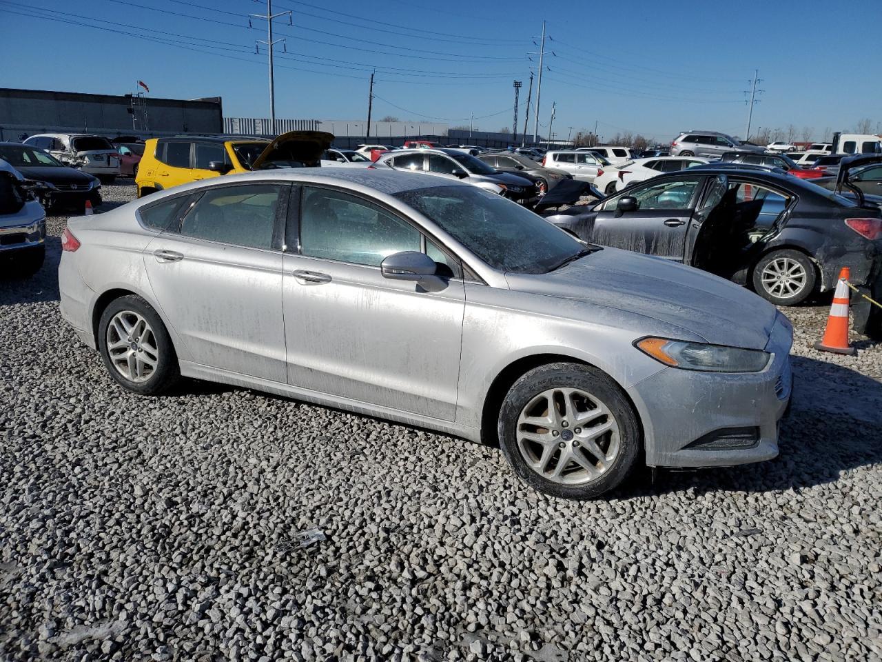 2014 FORD FUSION SE - Image 4