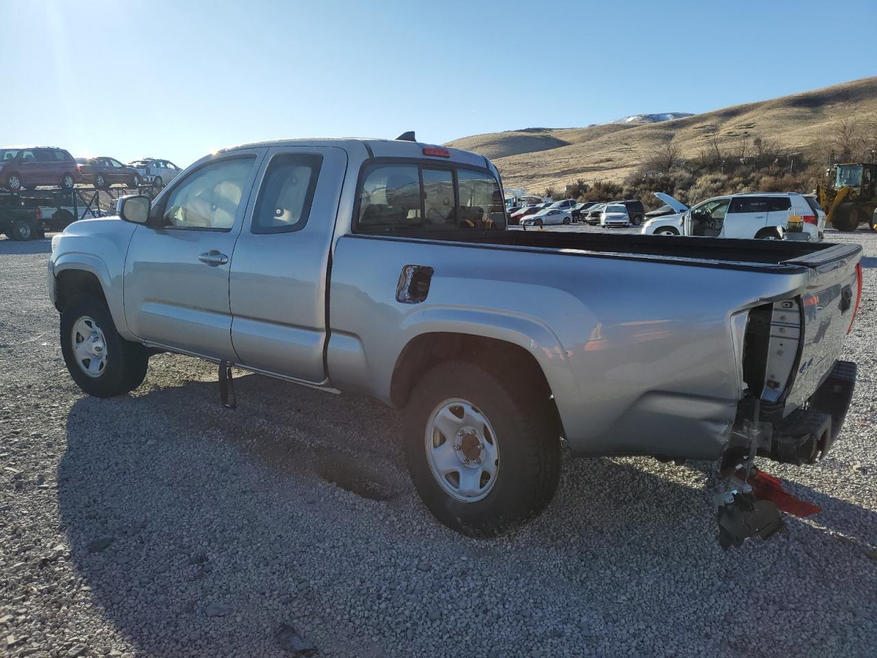 2017 TOYOTA TACOMA ACC - Фото 2