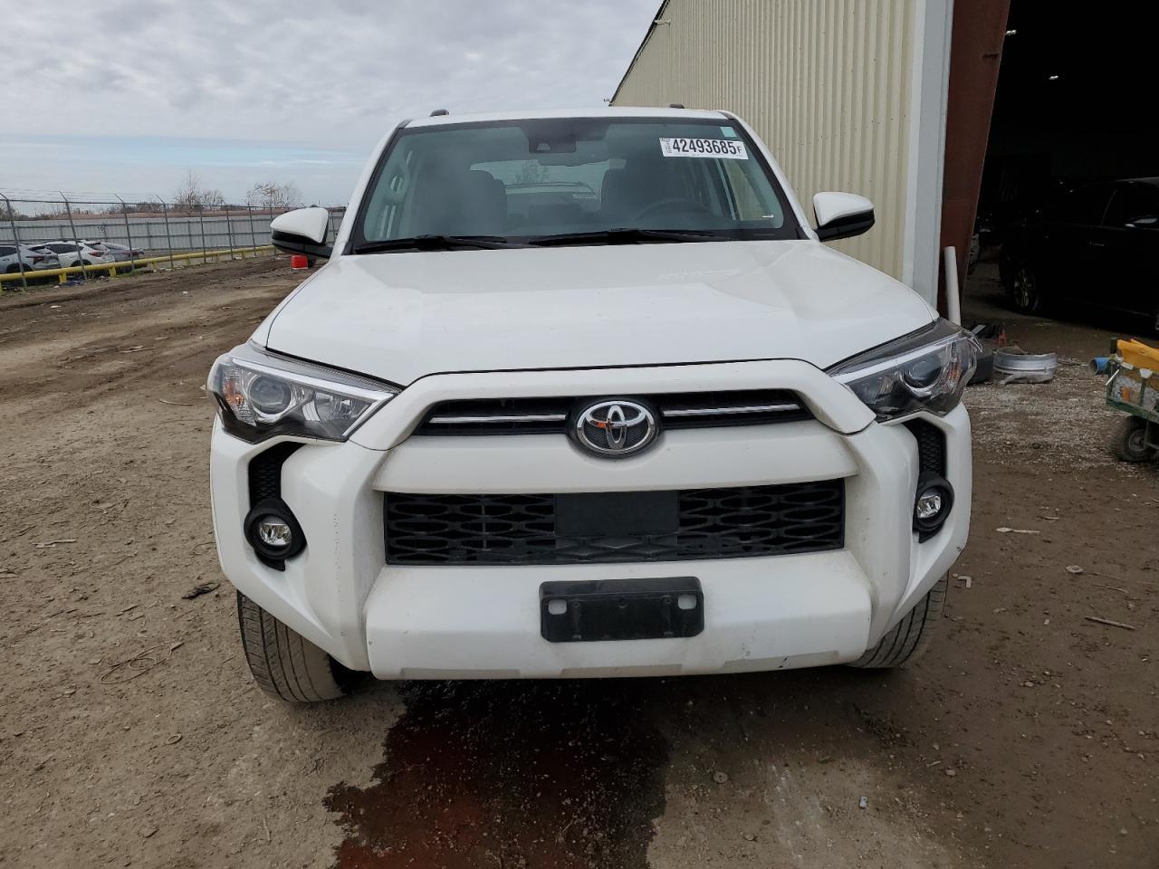 2022 TOYOTA 4RUNNER SR - Image 5