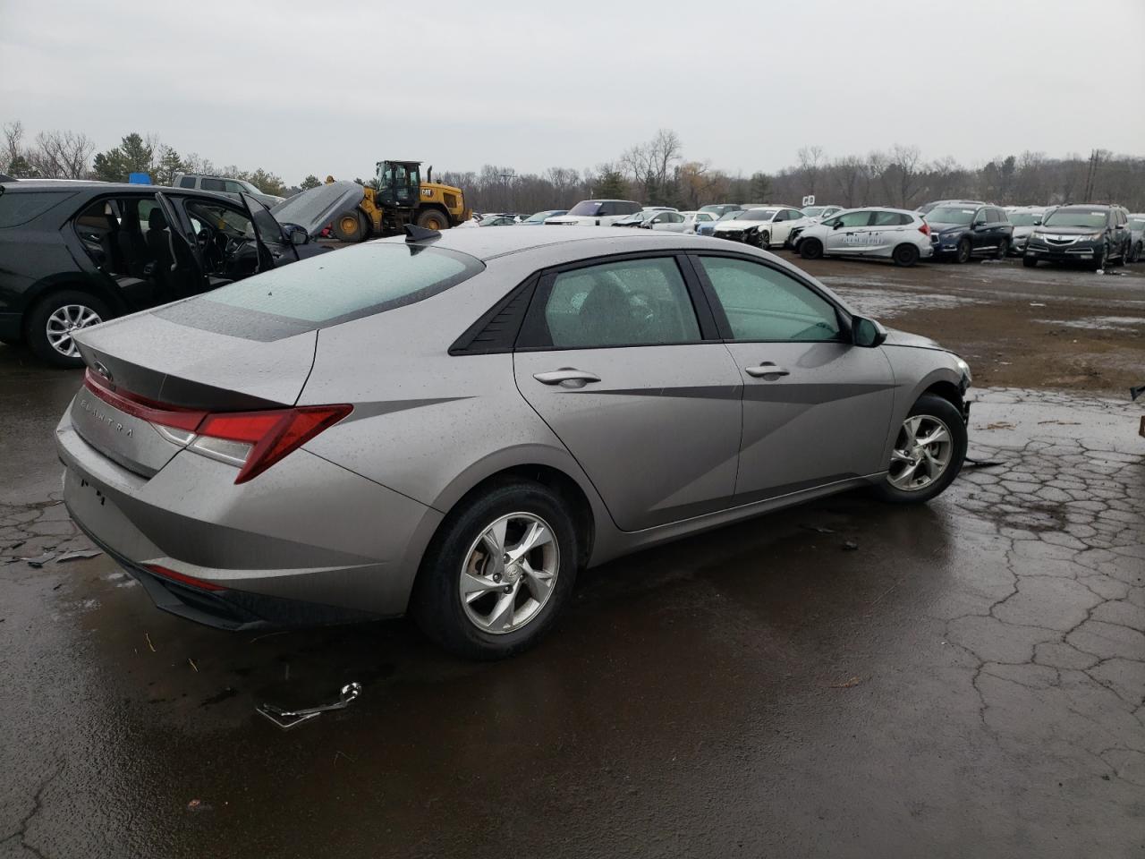 2023 HYUNDAI ELANTRA SE - Фото 3