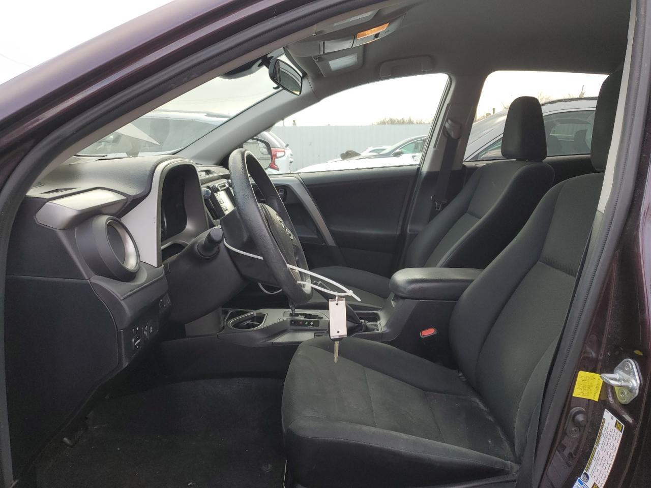 2017 TOYOTA RAV4 LE AW - Image 7