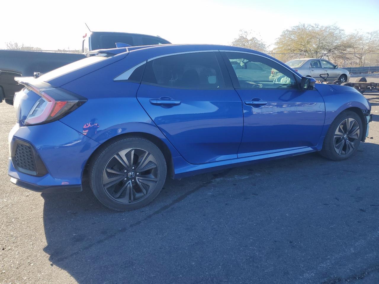 2018 HONDA CIVIC EX - Фото 3