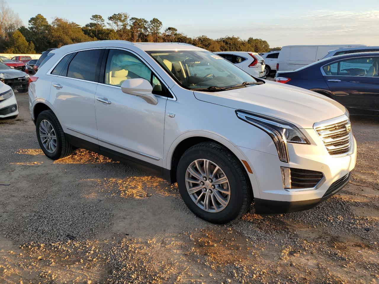 2019 CADILLAC XT5 LUXURY - Фото 4