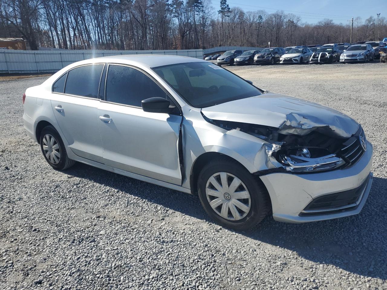 2016 VOLKSWAGEN JETTA S - Image 4