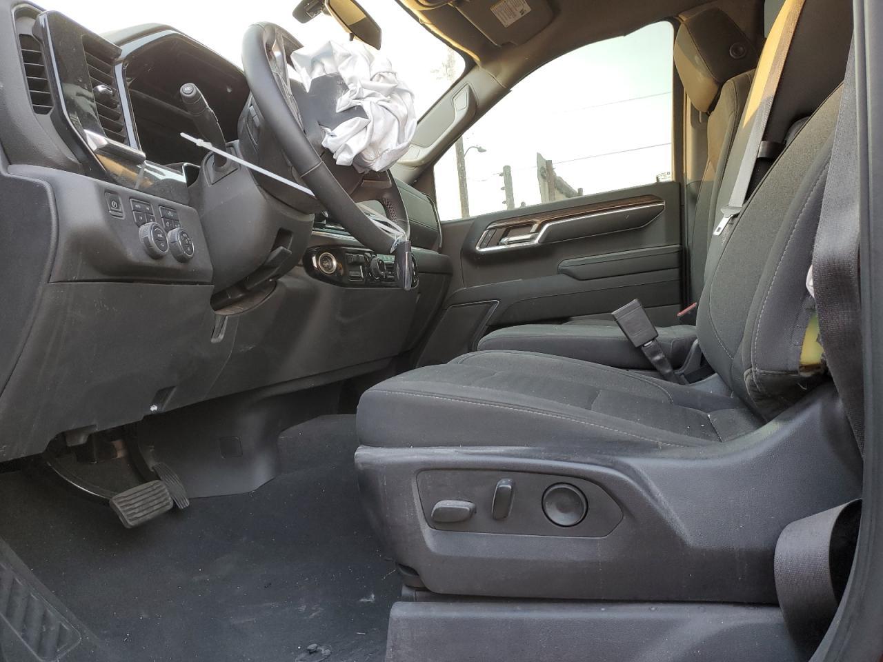 2023 CHEVROLET SILVERADO - Image 7