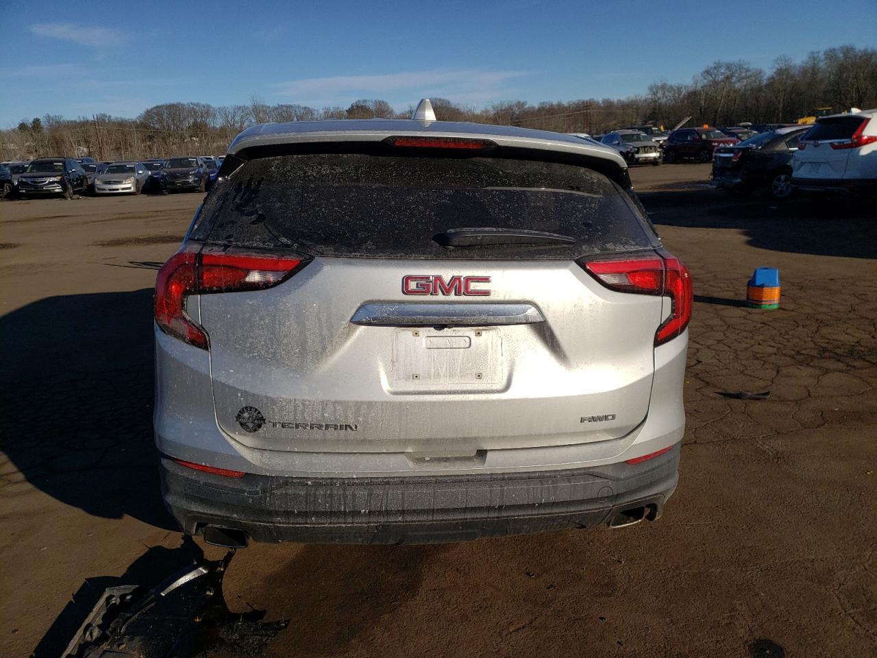 2018 GMC TERRAIN SL - Image 6