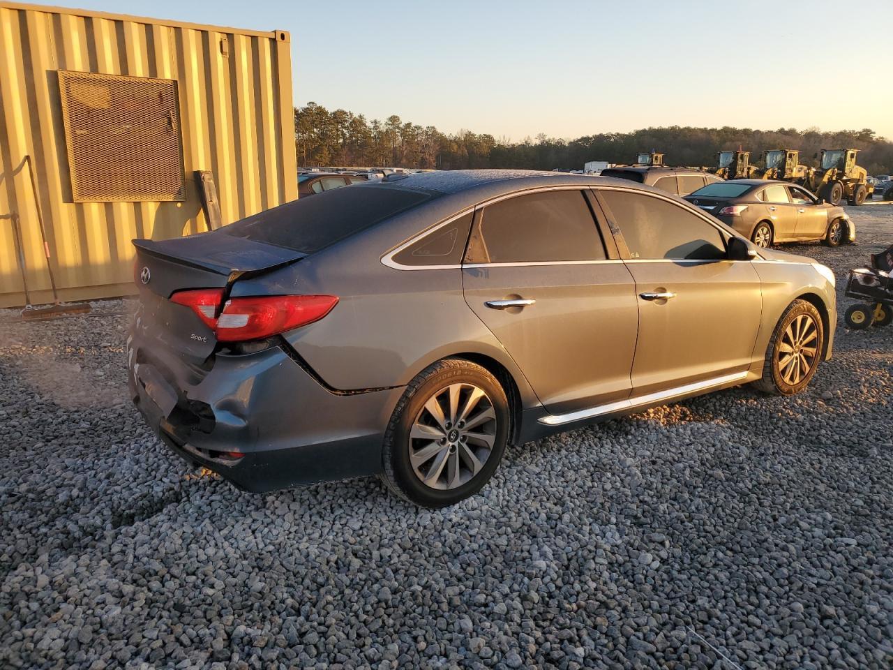 2017 HYUNDAI SONATA SPO - Image 3