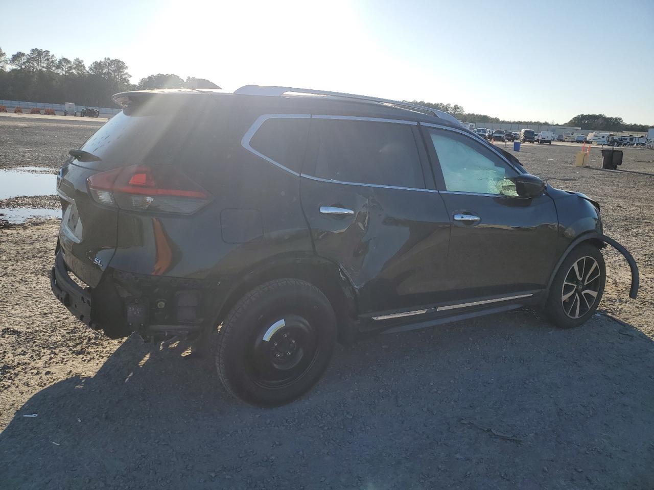 2018 NISSAN ROGUE S - Фото 3