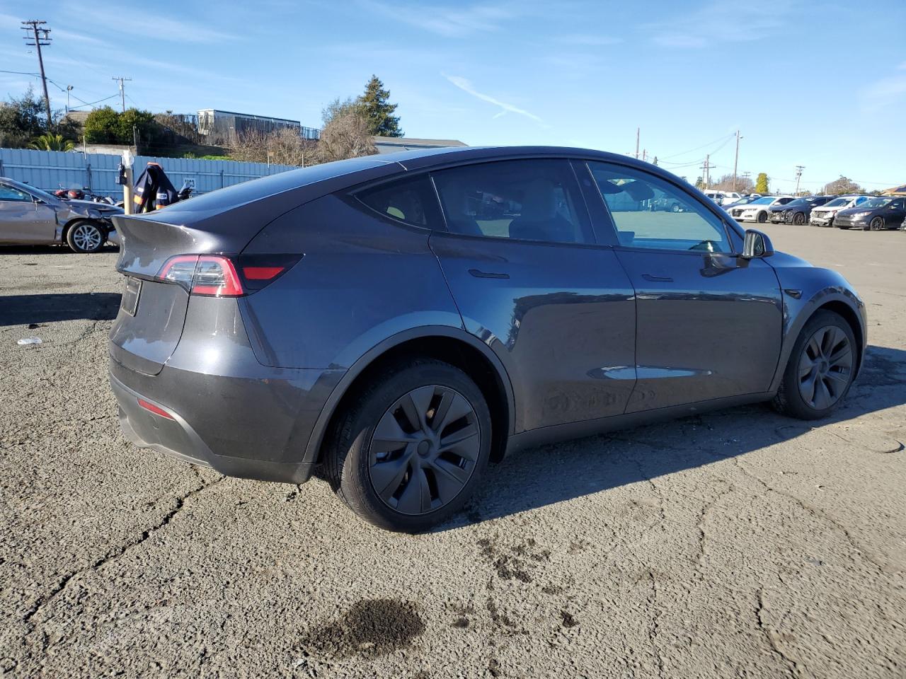 2024 TESLA MODEL Y - Image 3