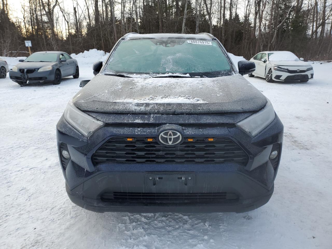 2020 TOYOTA RAV4 XLE - Фото 5