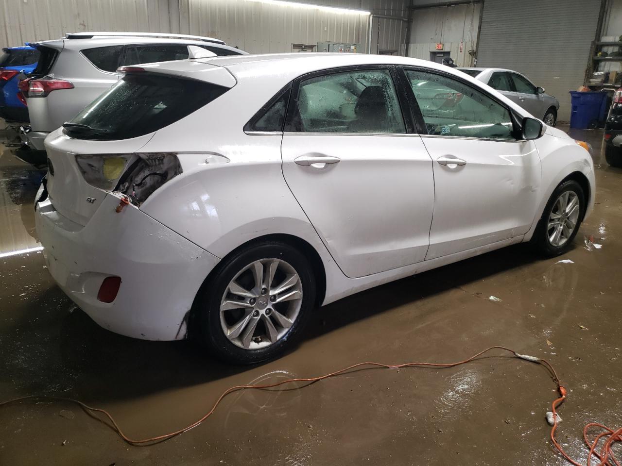 2013 HYUNDAI ELANTRA GT - Фото 3