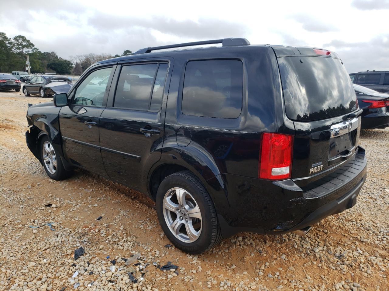 2015 HONDA PILOT EXL - Image 2