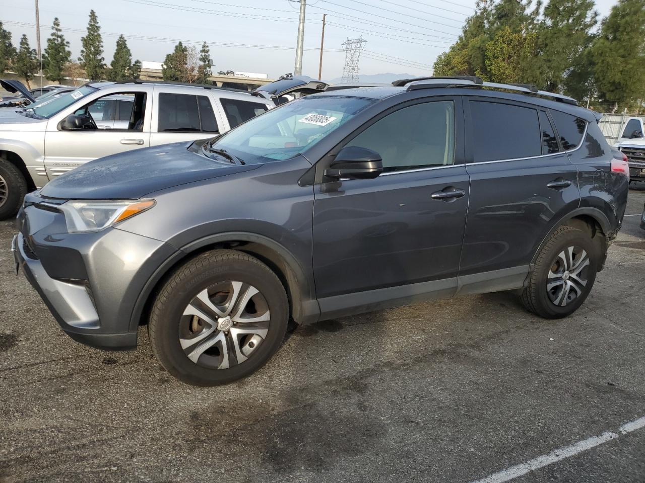 2017 TOYOTA RAV4 LE