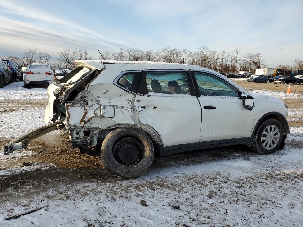 2016 NISSAN ROGUE S - Фото 3