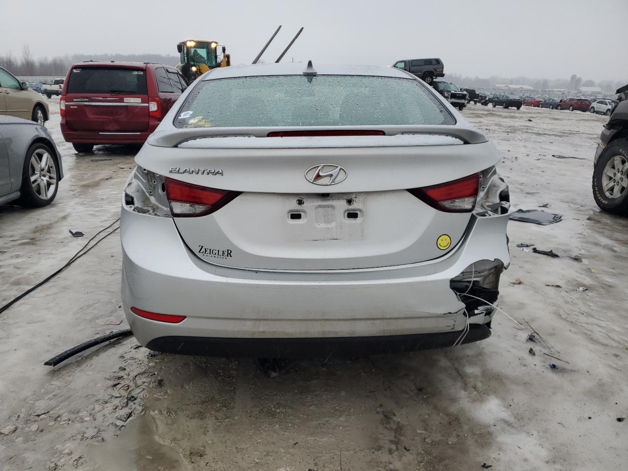 2015 HYUNDAI ELANTRA SE - Image 6