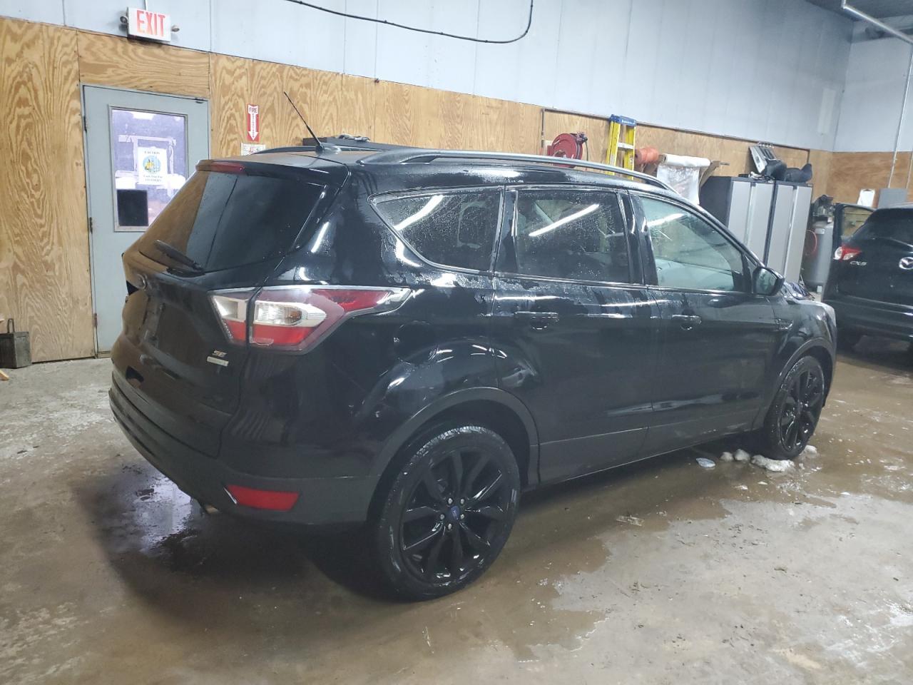 2017 FORD ESCAPE SE - Фото 3