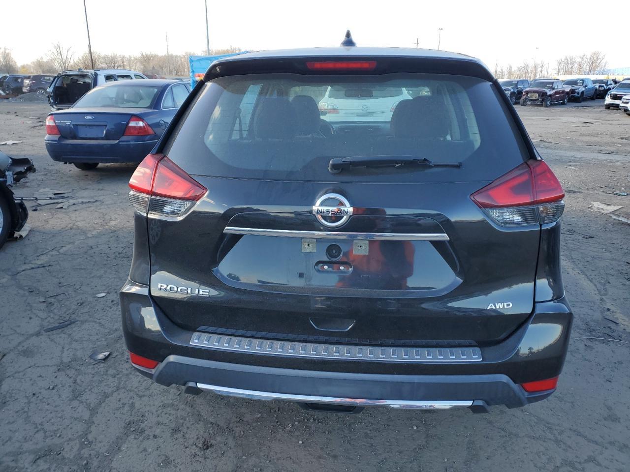2018 NISSAN ROGUE S - Image 6