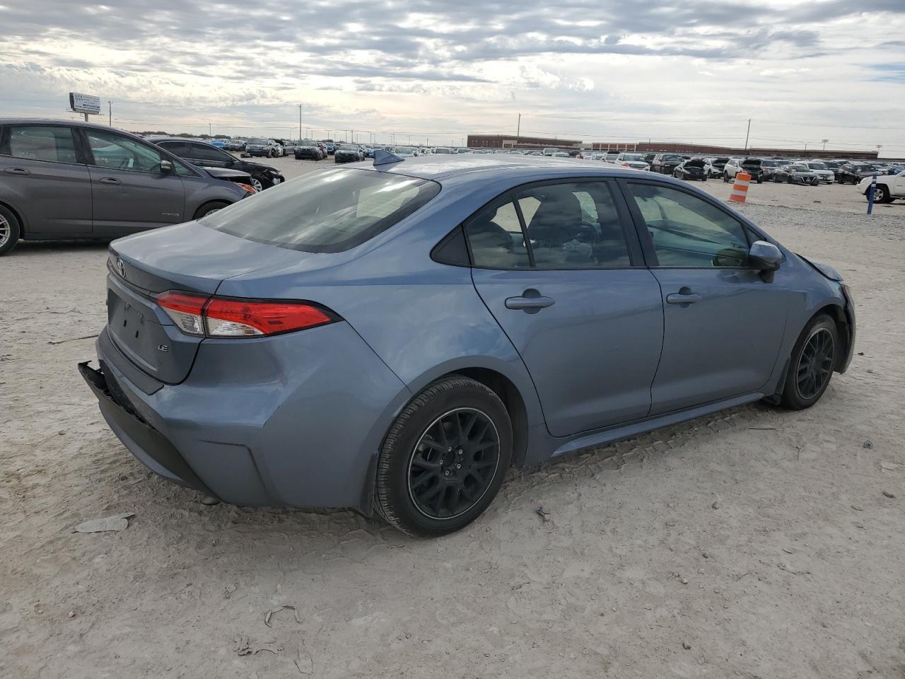 2020 TOYOTA COROLLA LE - Image 3
