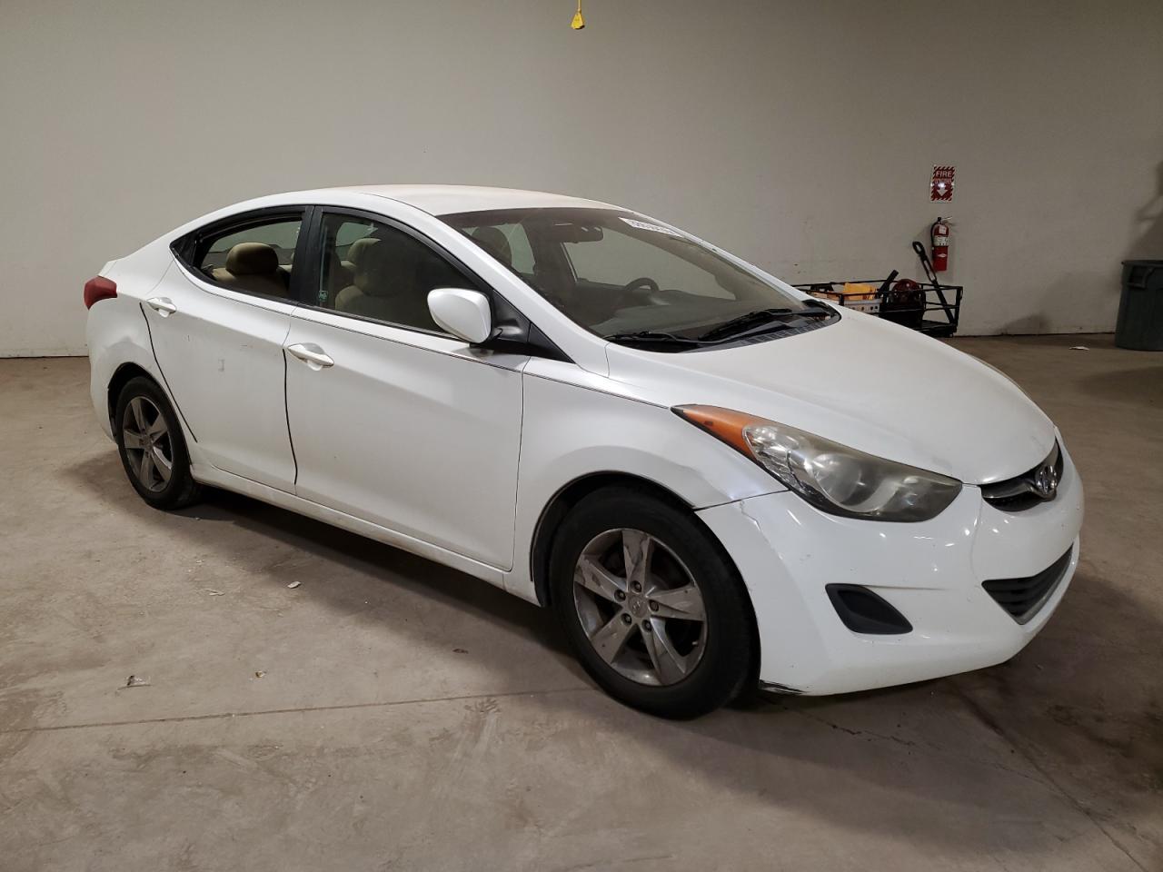 2011 HYUNDAI ELANTRA GL - Image 4