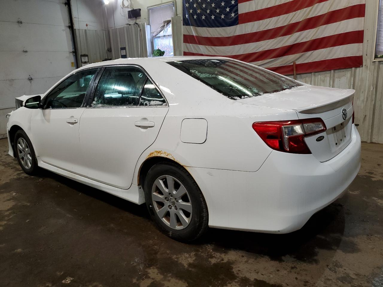 2012 TOYOTA CAMRY BASE - Image 2
