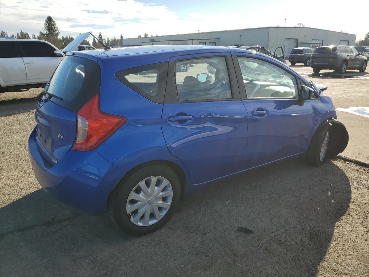 2015 NISSAN VERSA NOTE - Фото 3