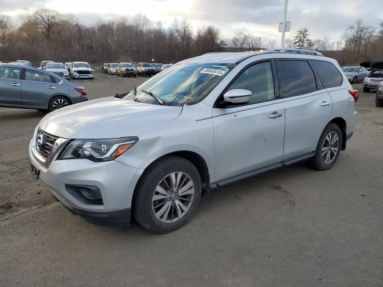 2017 NISSAN PATHFINDER