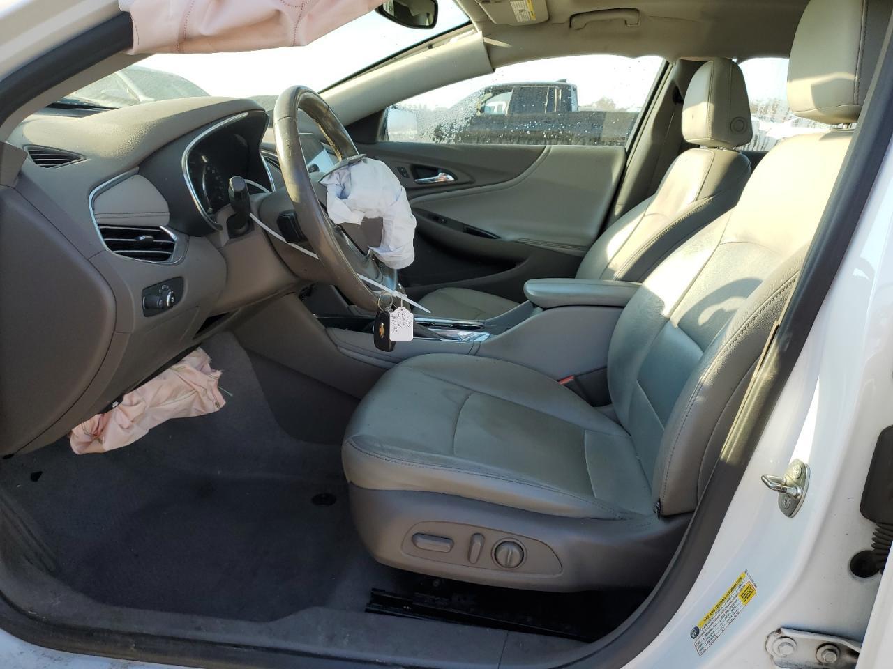 2017 CHEVROLET MALIBU LT - Image 7