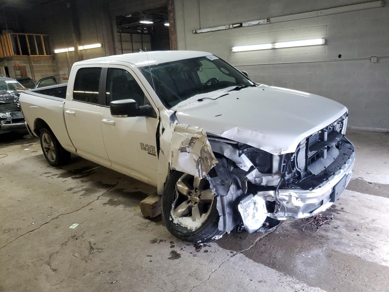2019 RAM 1500 CLASS - Image 4