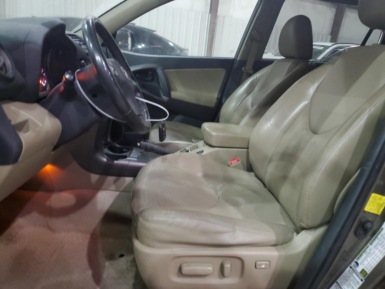 2011 TOYOTA RAV4 LIMIT - Фото 7
