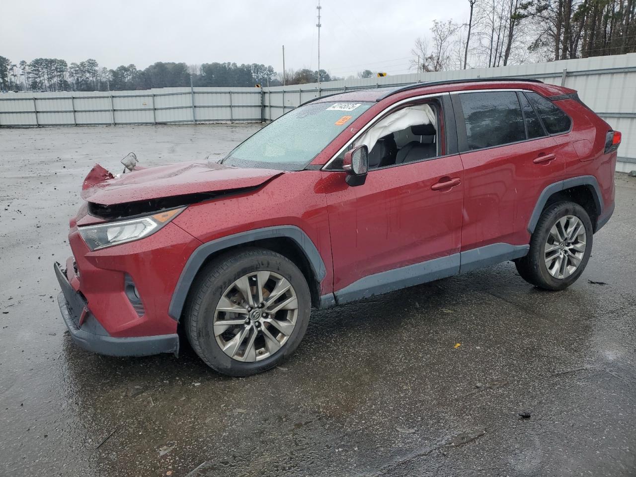 2019 TOYOTA RAV4 XLE P