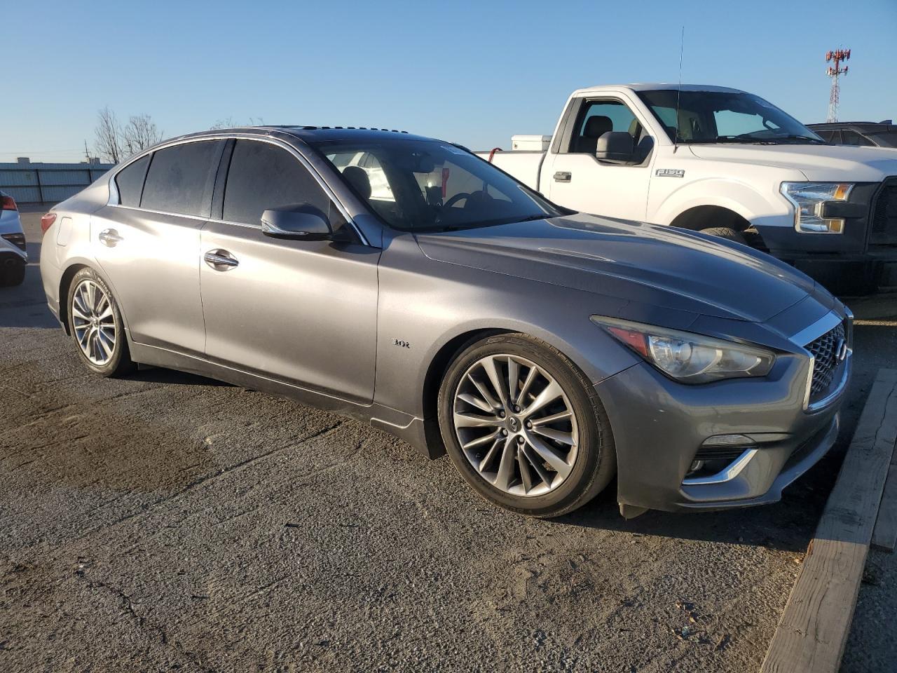 2018 INFINITI Q50 LUXE - Фото 4