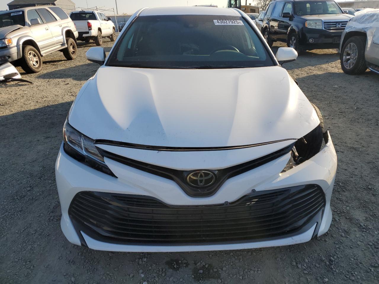 2019 TOYOTA CAMRY L - Фото 5
