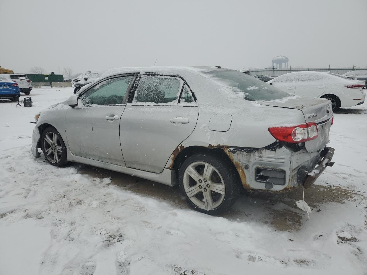 2013 TOYOTA COROLLA BA - Фото 2