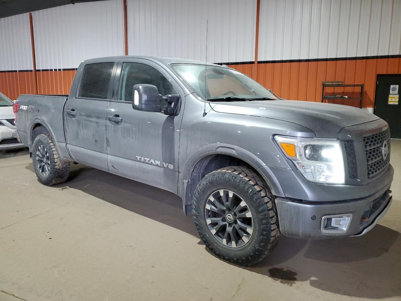 2018 NISSAN TITAN SV - Image 4
