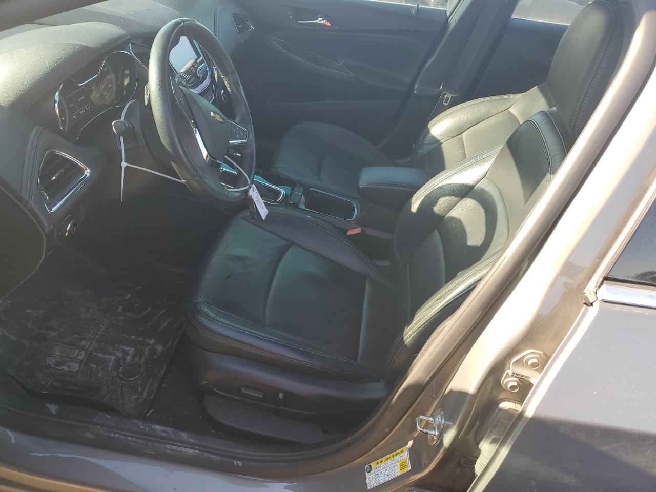 2017 CHEVROLET CRUZE PREM - Image 7