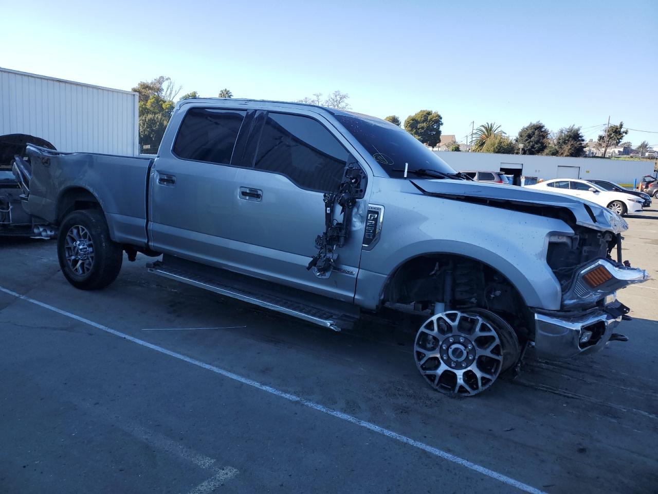 2022 FORD F250 SUPER - Image 4