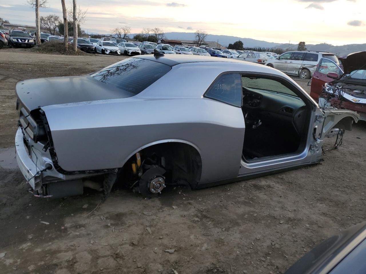 2016 DODGE CHALLENGER - Фото 3