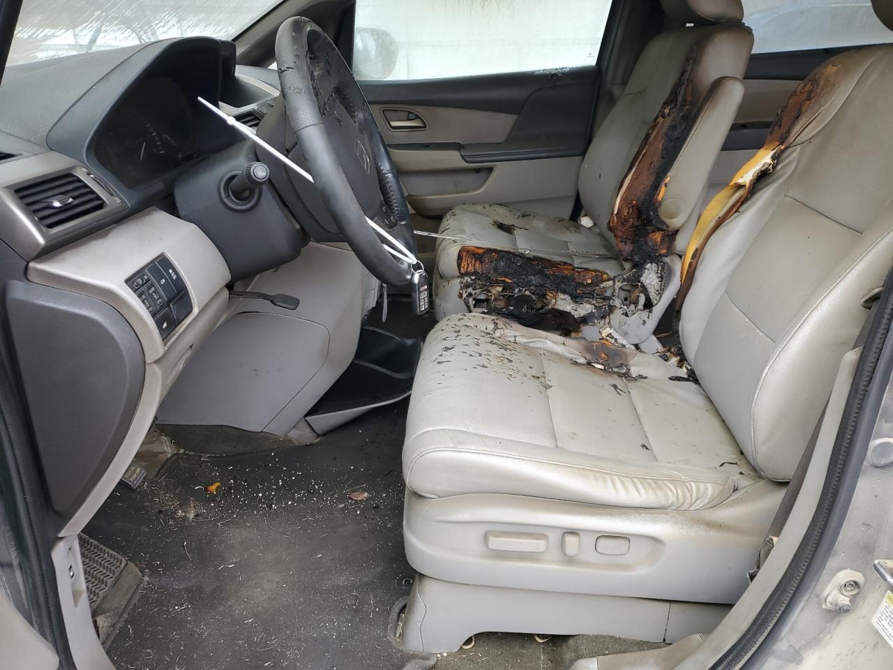 2016 HONDA ODYSSEY EX - Image 7
