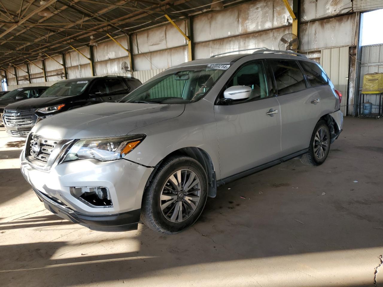 2017 NISSAN PATHFINDER