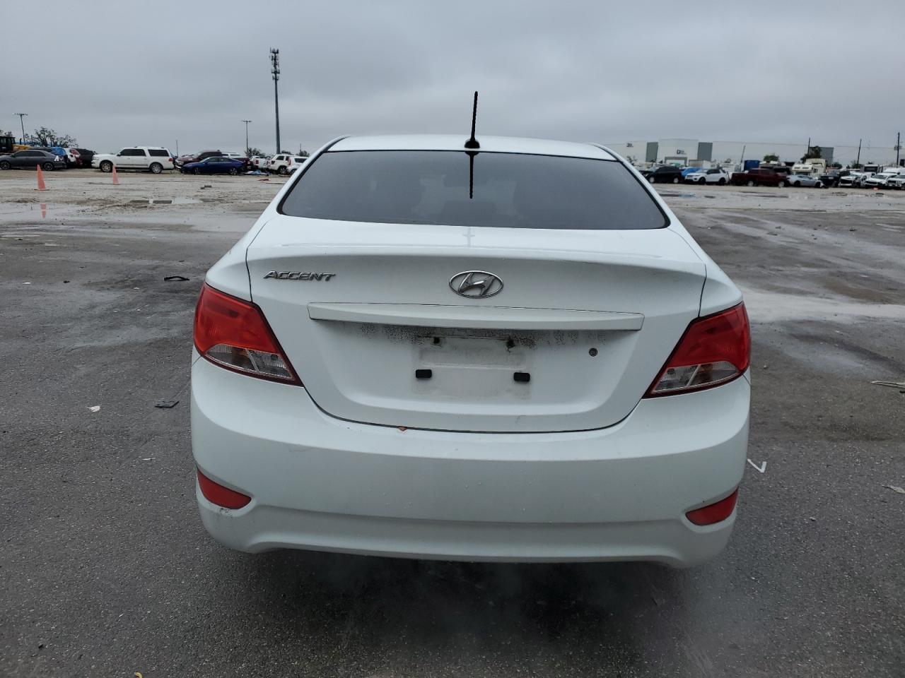 2016 HYUNDAI ACCENT SE - Фото 6