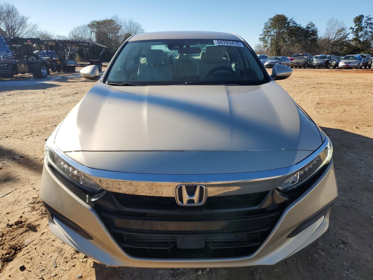 2018 HONDA ACCORD LX - Image 5