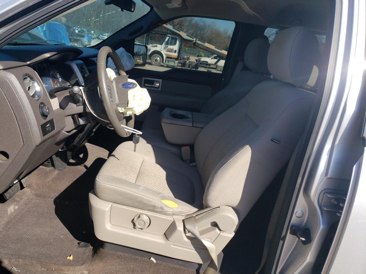 2010 FORD F150 SUPER - Фото 7