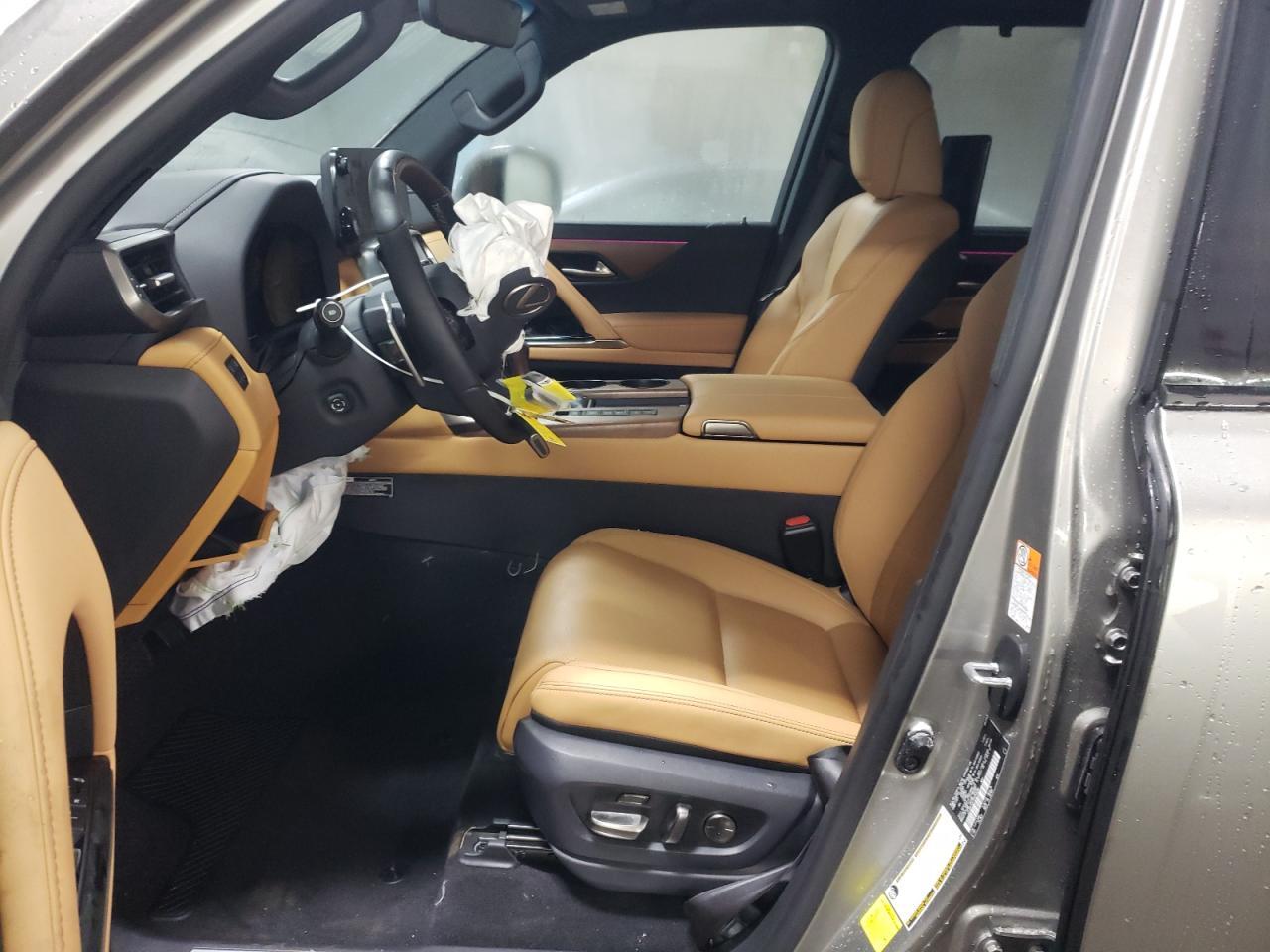2024 LEXUS LX 600 BAS - Image 7