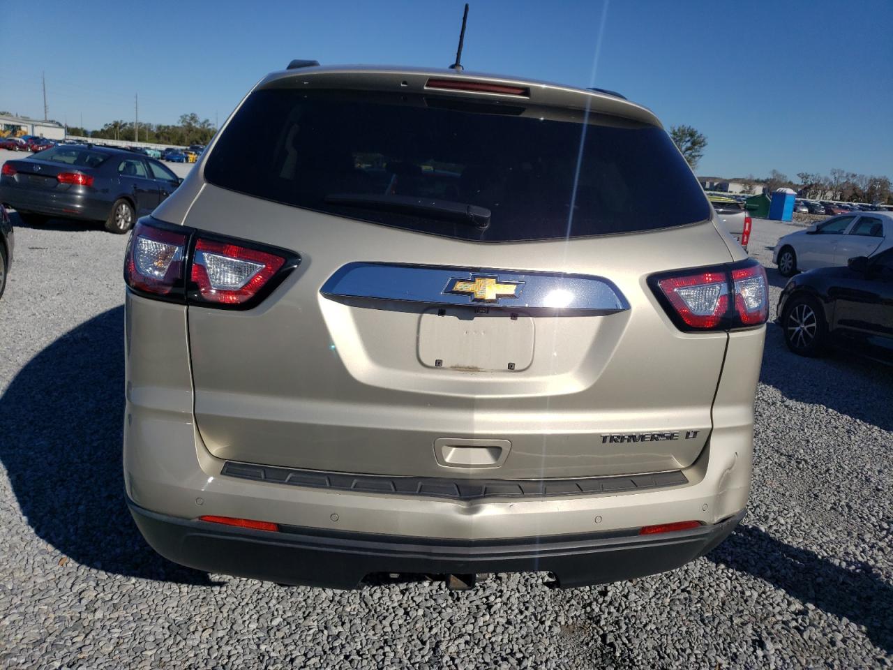 2015 CHEVROLET TRAVERSE L - Image 6