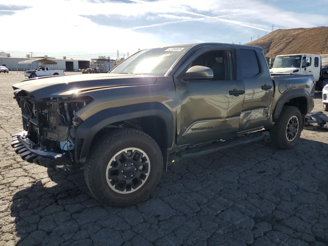2024 TOYOTA TACOMA DOU