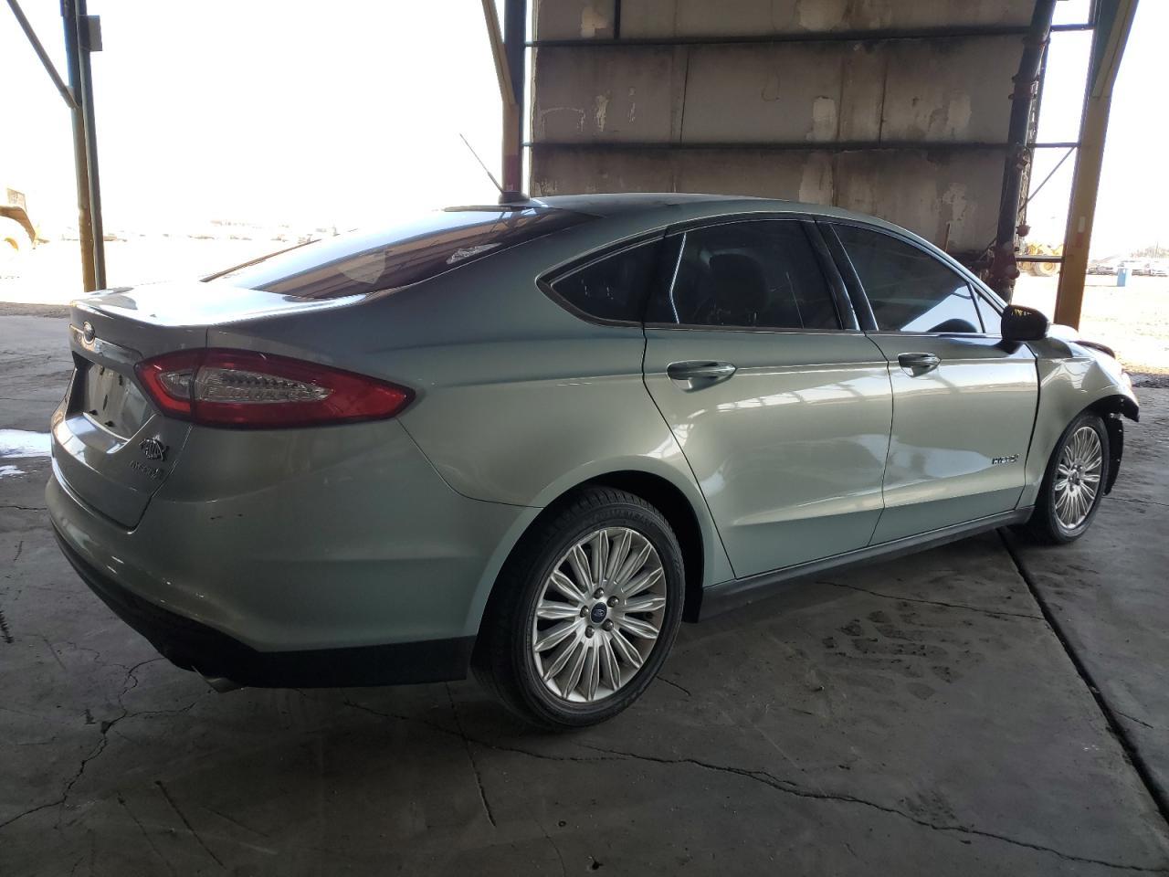 2014 FORD FUSION S H - Image 3