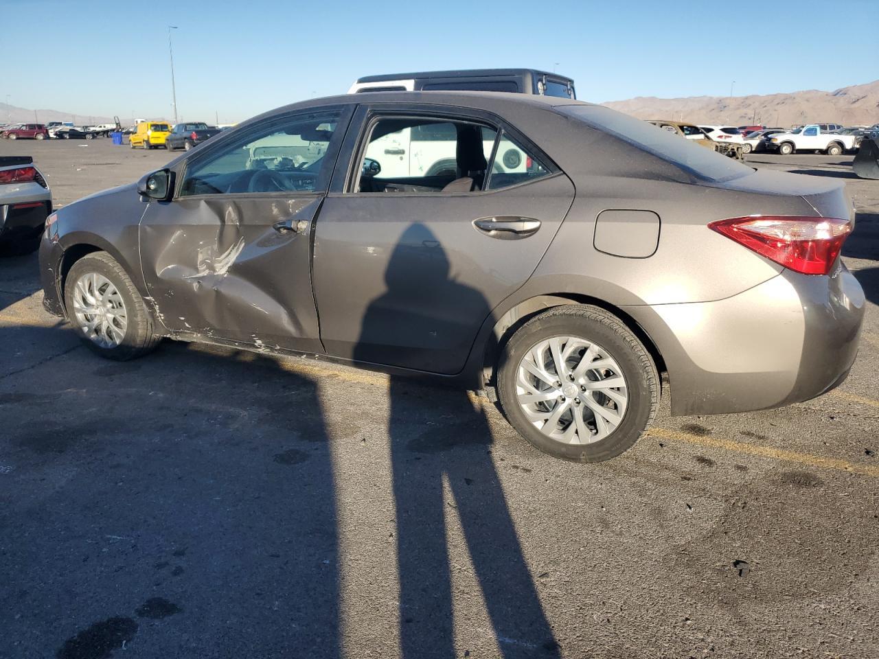 2019 TOYOTA COROLLA L - Image 2